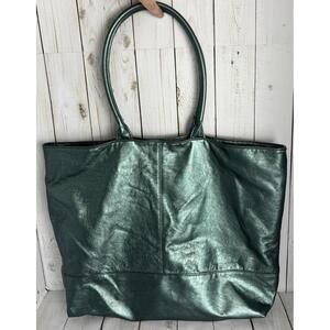 Saks Fifth Avenue‎ Metallic Green Vegan Leather Tote Pocket
